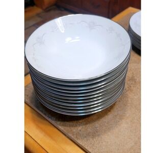 11 Noritake Casablanca 6842 Soup Bowls Set of 8 White Gold Rim Vintage